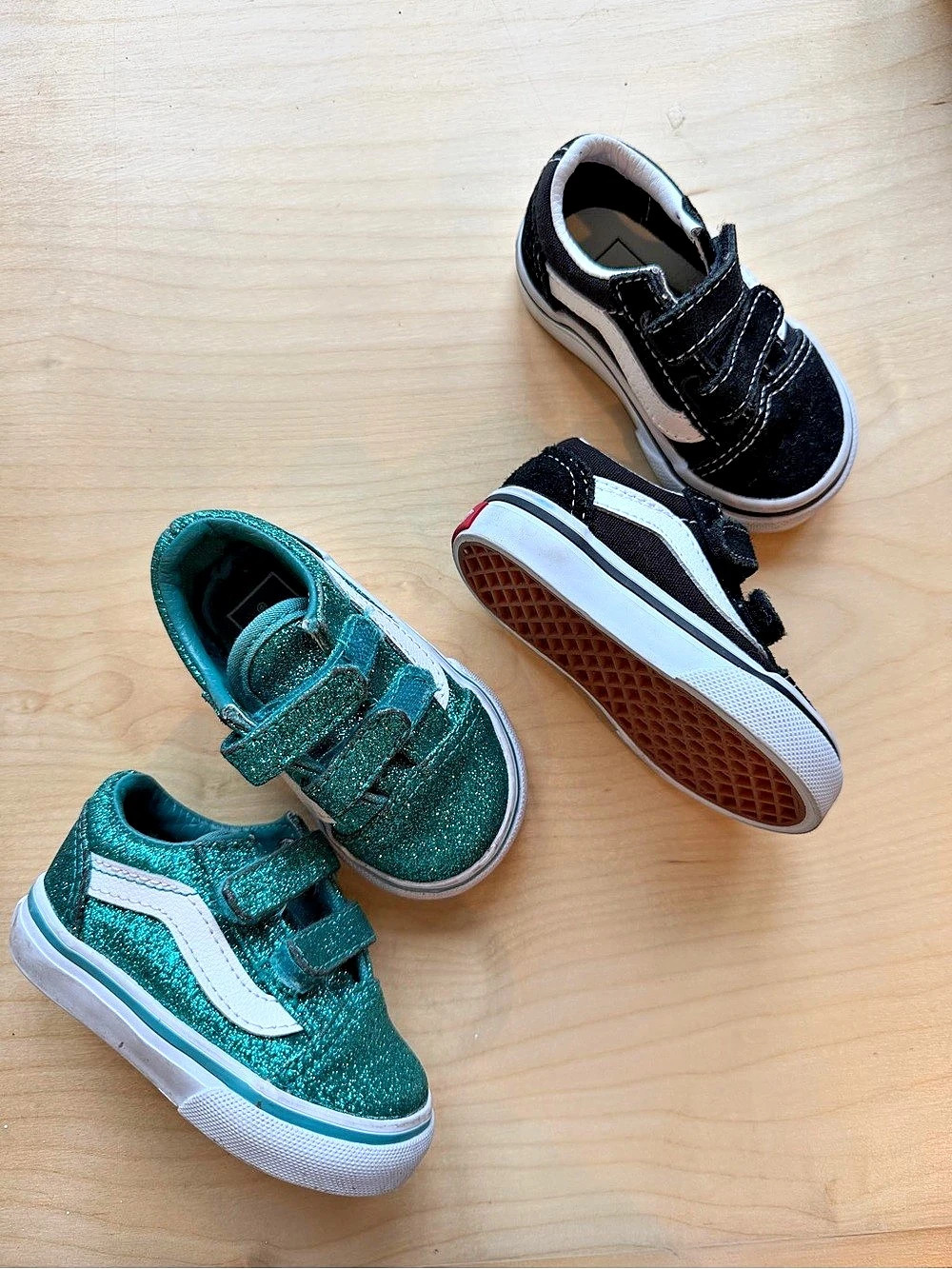 Vans Toddler Old Skool V Sneakers 2-Pair Bundle Green & Black